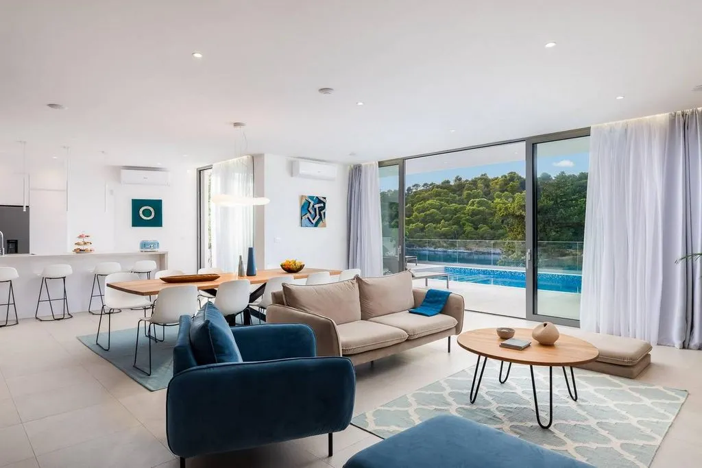Splitska, Brač, Adriatic Seafront Villa – Photo 8
