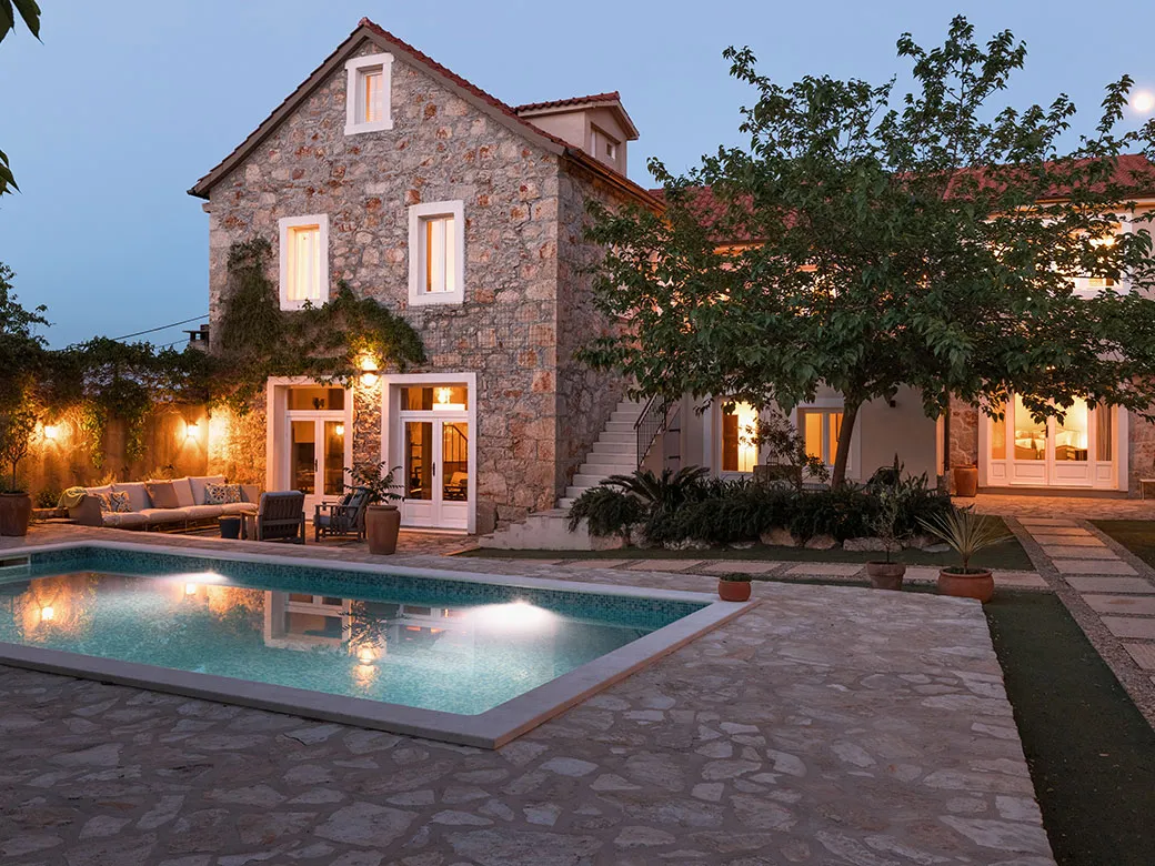 Traditional Stone Villa with Pool, Vrbanj, Hvar