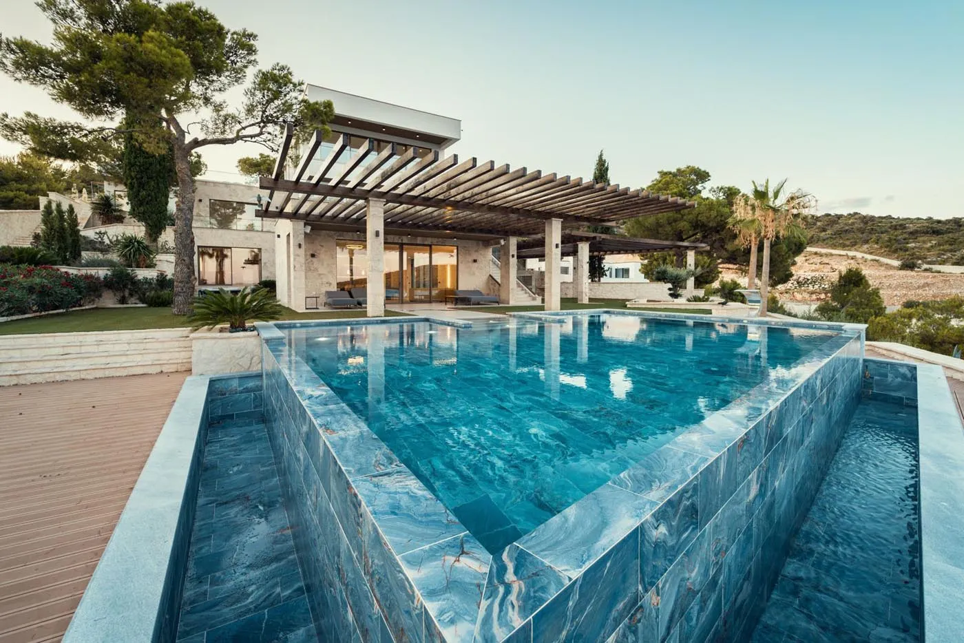 Villa Navis – A Private Coastal Sanctuary in Sevid – Photo 1
