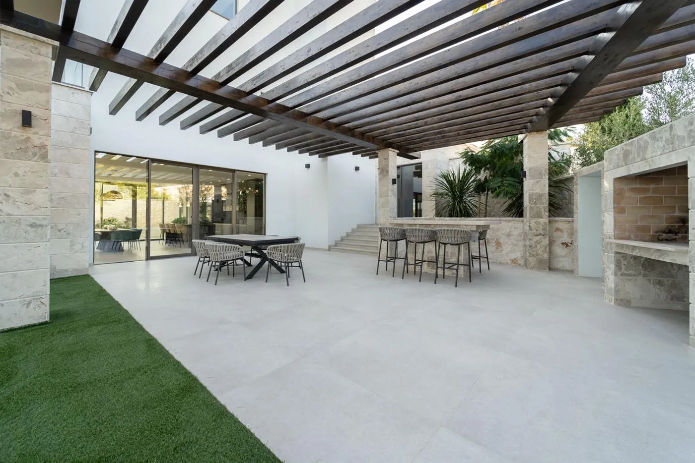 Villa Navis – A Private Coastal Sanctuary in Sevid – Photo 8