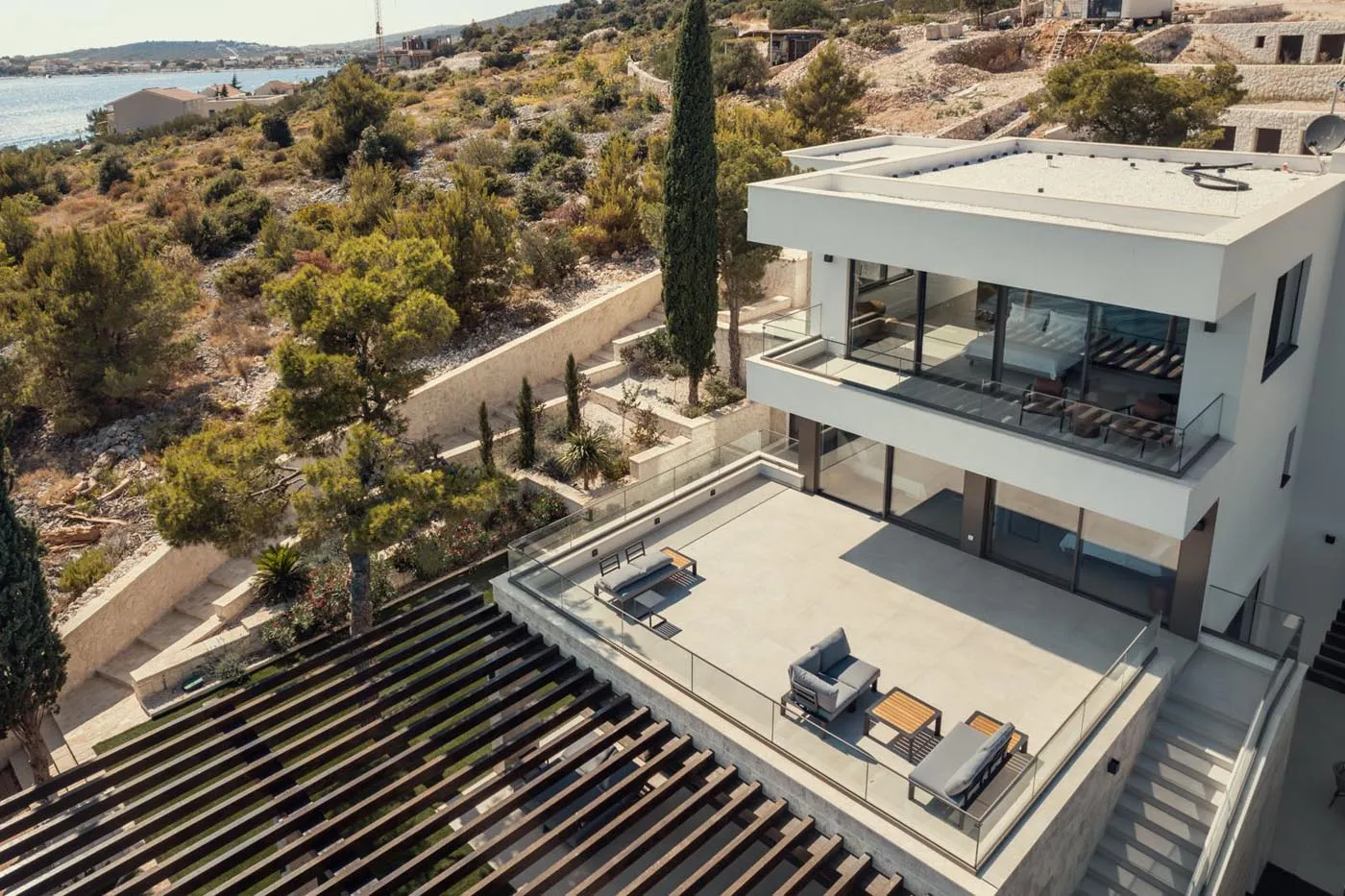 Villa Navis – A Private Coastal Sanctuary in Sevid – Photo 12