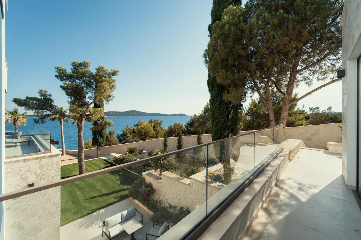 Villa Navis – A Private Coastal Sanctuary in Sevid – Photo 17
