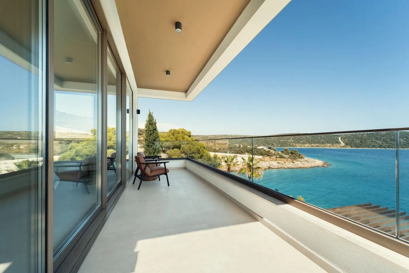 Villa Navis – A Private Coastal Sanctuary in Sevid – Photo 20