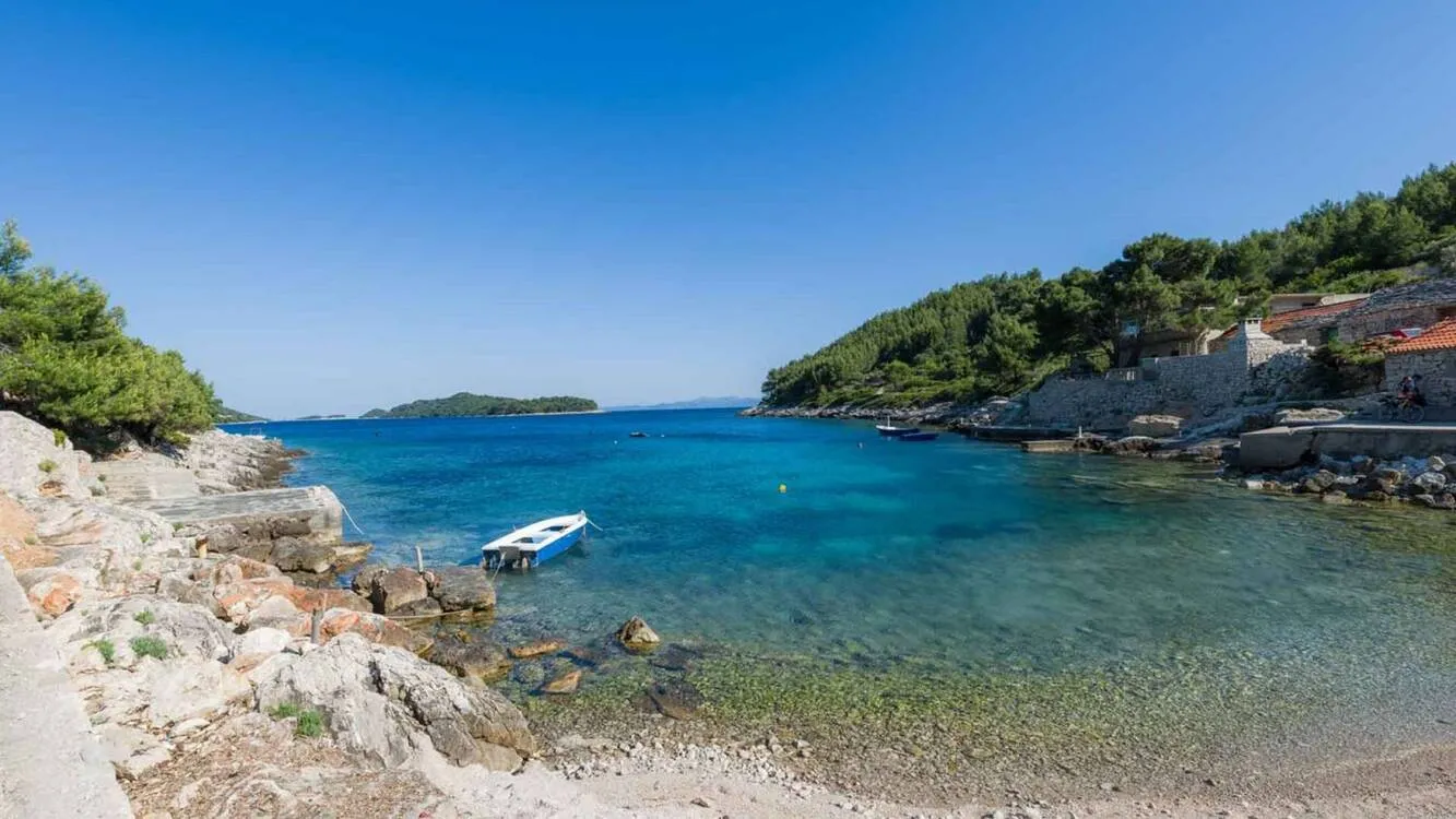 Seafront Luxury Villa On Korcula With Expansive 16,000 M² Estate – Photo 11